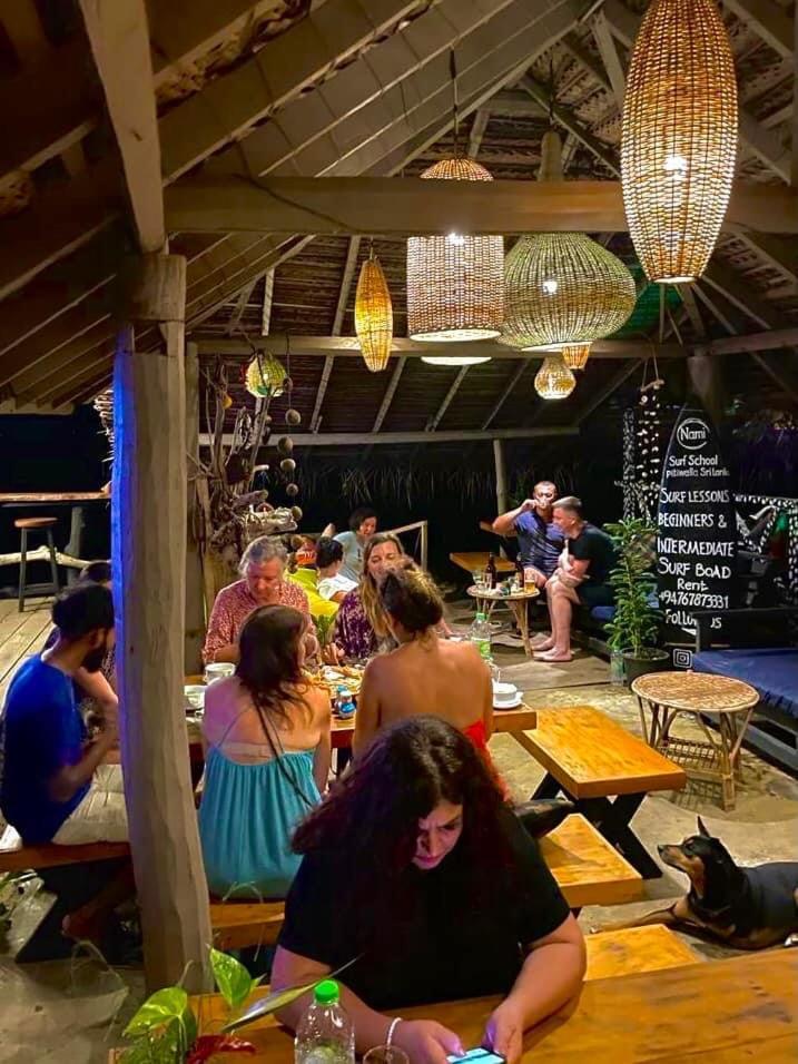 Backpack Beach Hostel & Reggae Bar Boossa Exterior photo